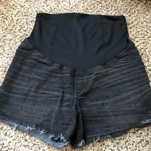Size 10 Isabel Maternity shorts EUC